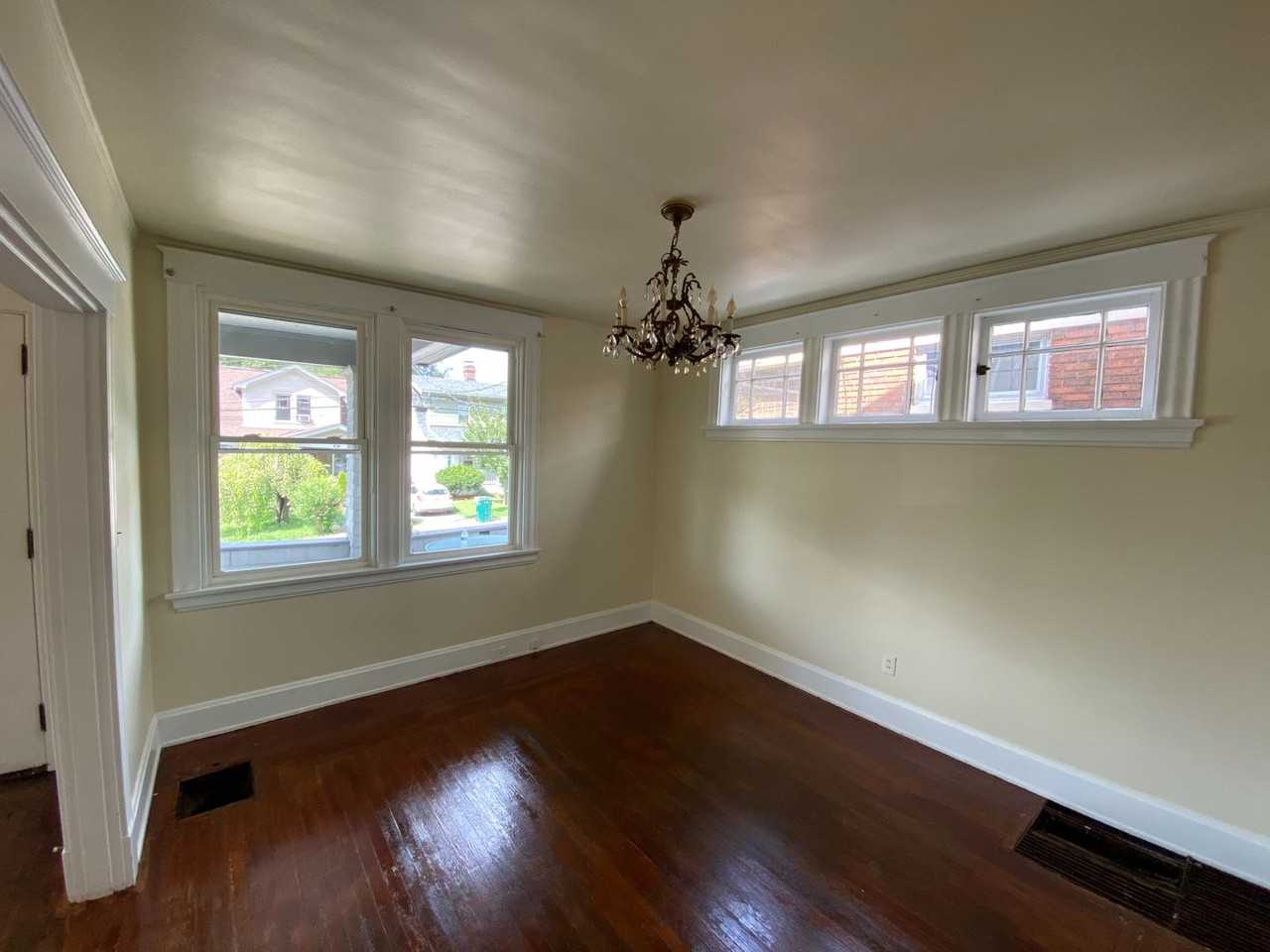 641 Clemmer Ave - Photo 4 of 18