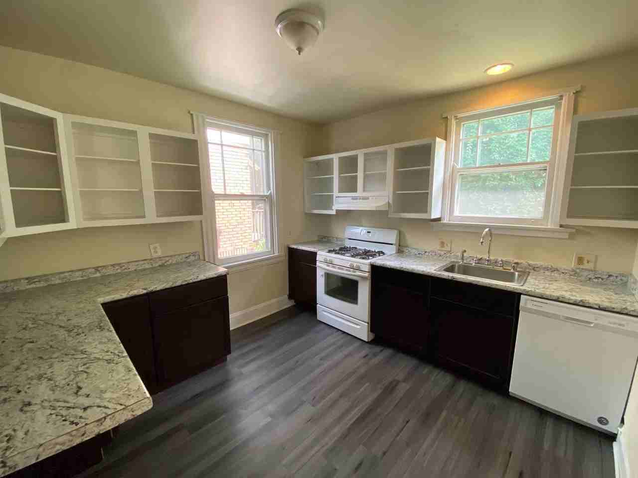 641 Clemmer Ave - Photo 5 of 18