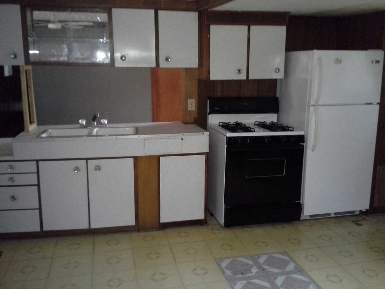 4377 Highway 1146 - Photo 3 of 7