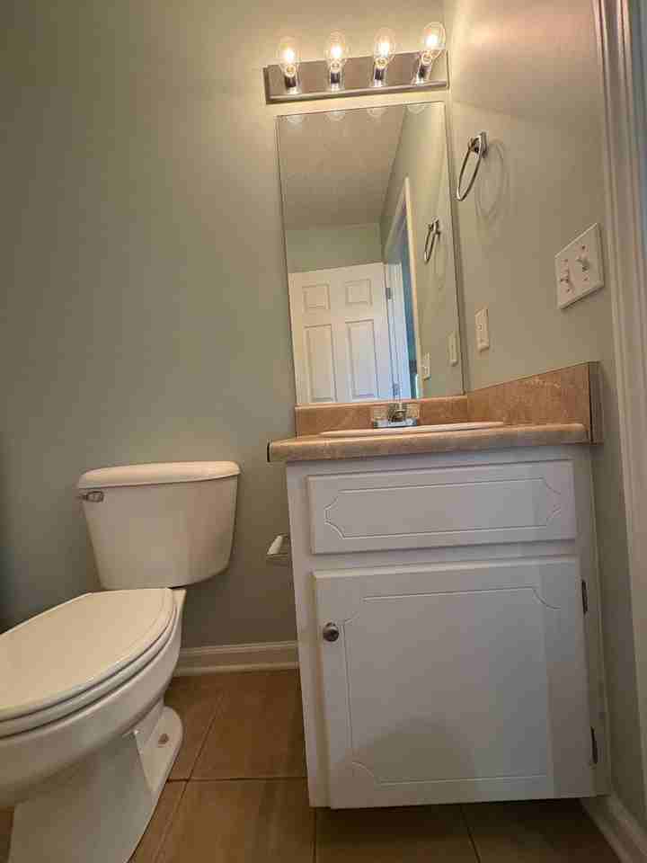 207 Camden Dr - Photo 6 of 32