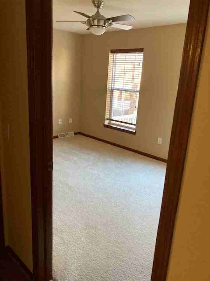 60 S Gardens Way - Photo 5 of 12