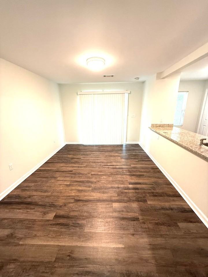 3319 Willow Lane Dr - Photo 5 of 12