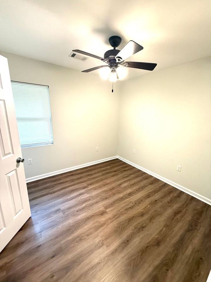 3319 Willow Lane Dr - Photo 6 of 12