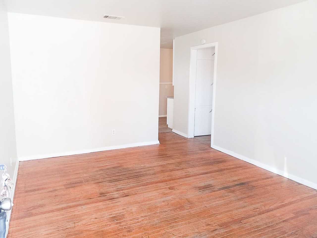 2510 Avenue T - Photo 2 of 18