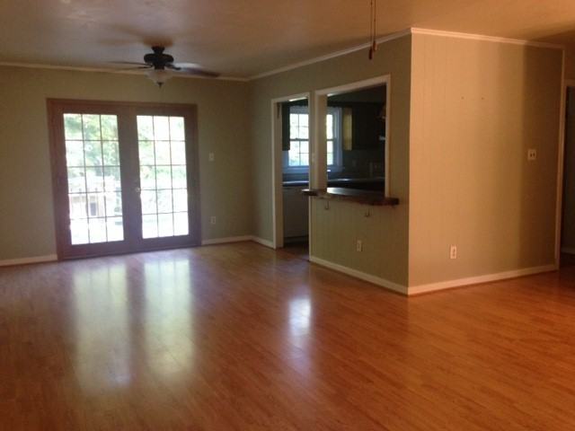 11206 Guilford Rd - Photo 4 of 13