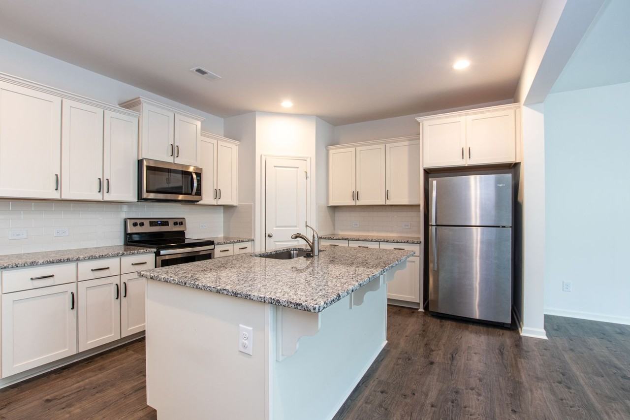 2621 Bonterra Blvd - Photo 6 of 21