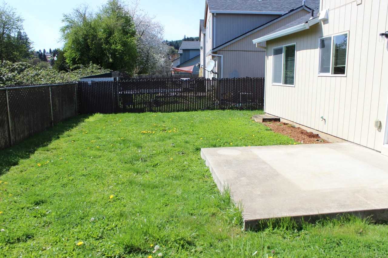 33031 Nw Meersburg St - Photo 2 of 17