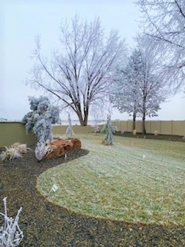 5865 N Willowside Ave - Photo 2 of 18