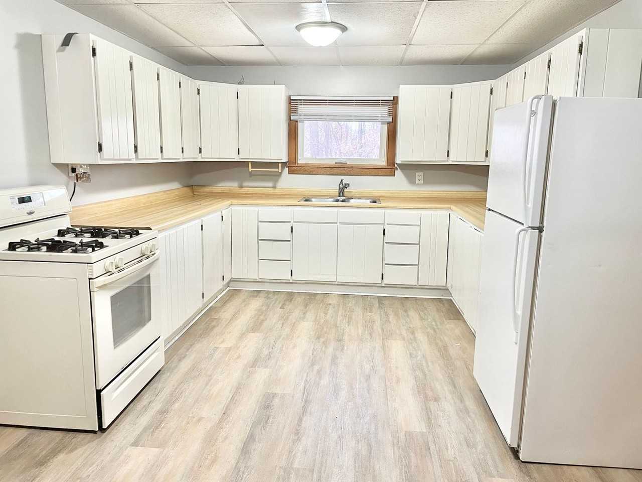 400 S Liberty St - Photo 7 of 20