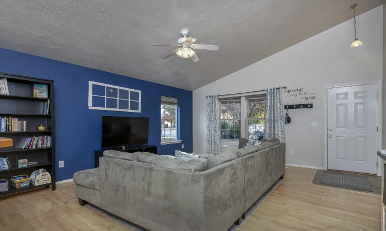 115 E Ironstone Dr - Photo 5 of 16