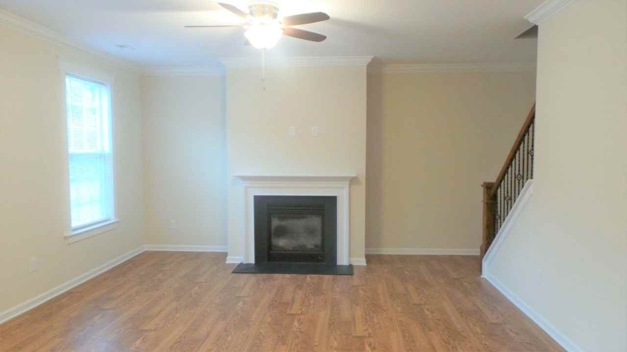 2822 Shiloh Stone Ct - Photo 2 of 9