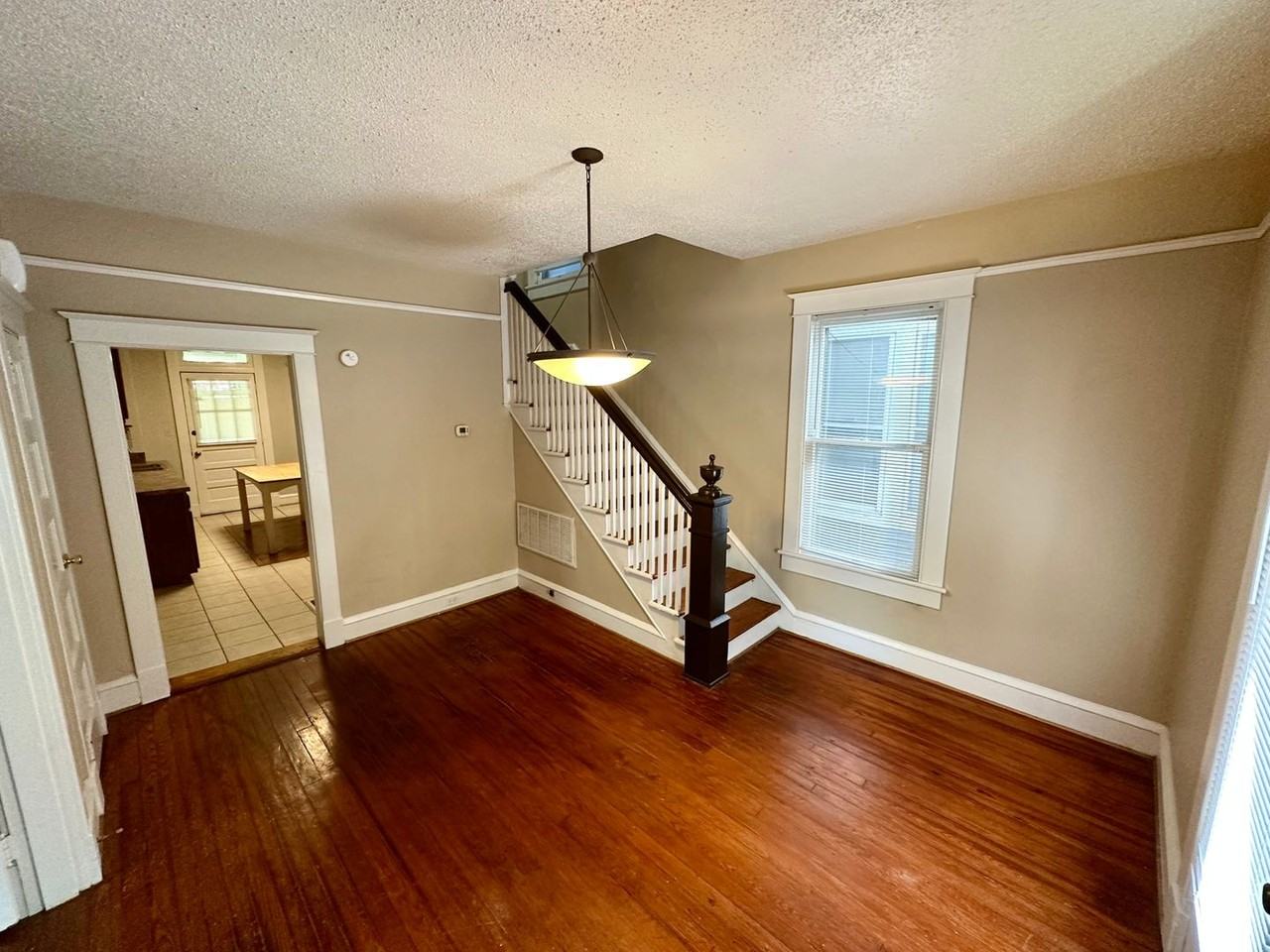 321 50th St - Photo 2 of 15