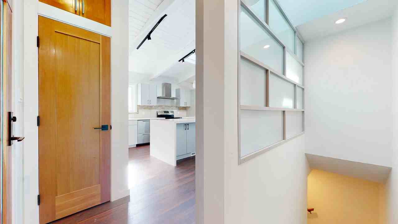 164 Highland Blvd - Photo 2 of 29