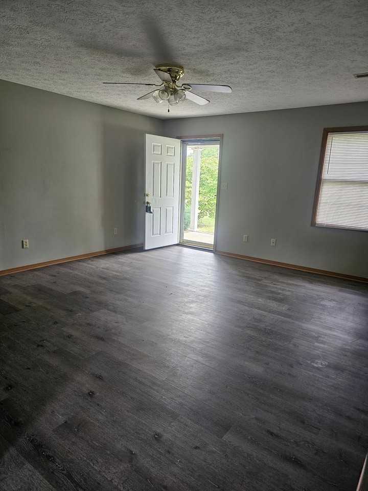 1830 Scherm Rd - Photo 2 of 13