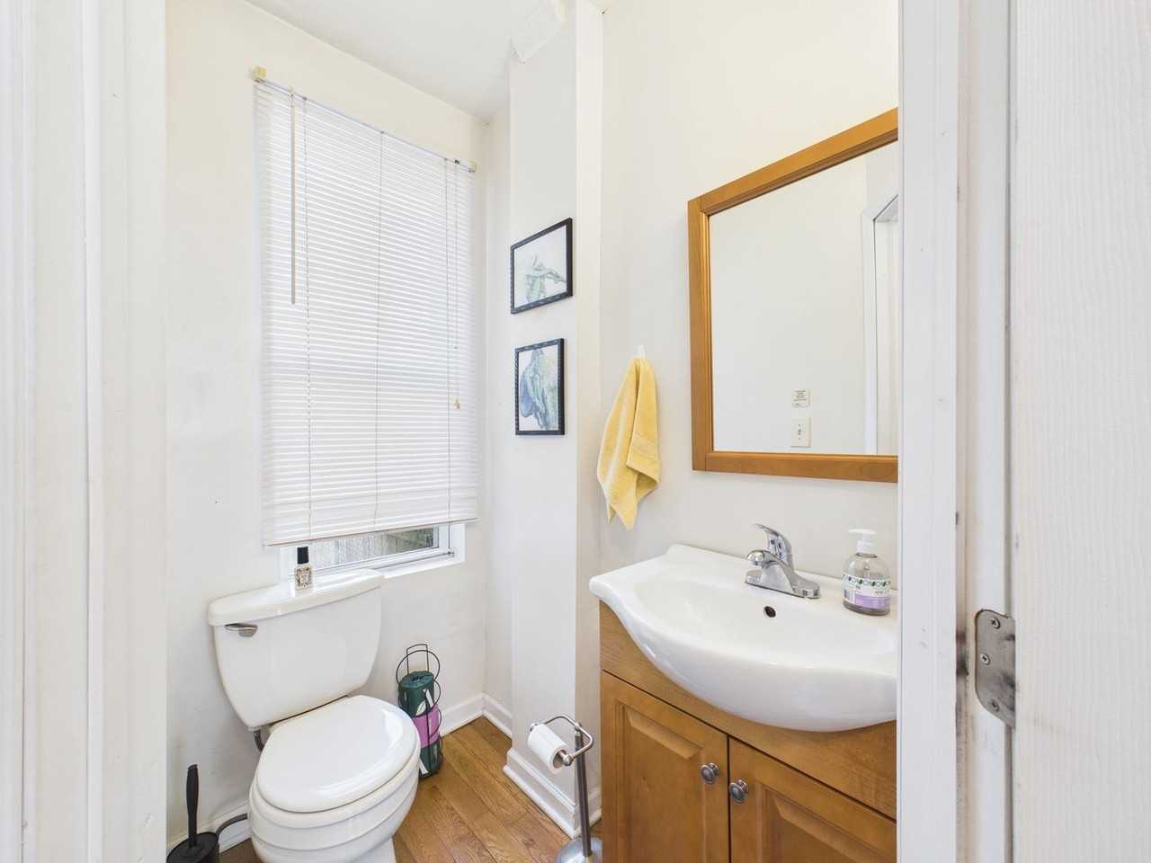 2123 Latona St - Photo 3 of 16