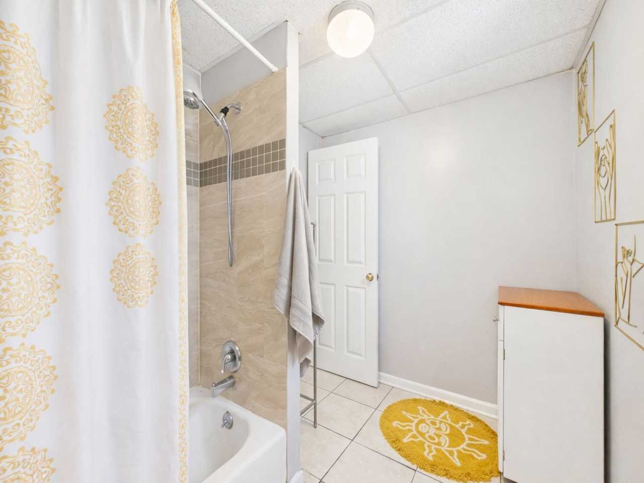 2123 Latona St - Photo 7 of 16