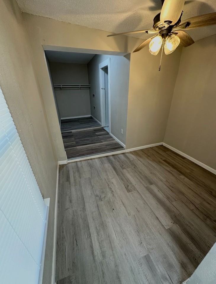 2529 Poplar Ave - Photo 7 of 11