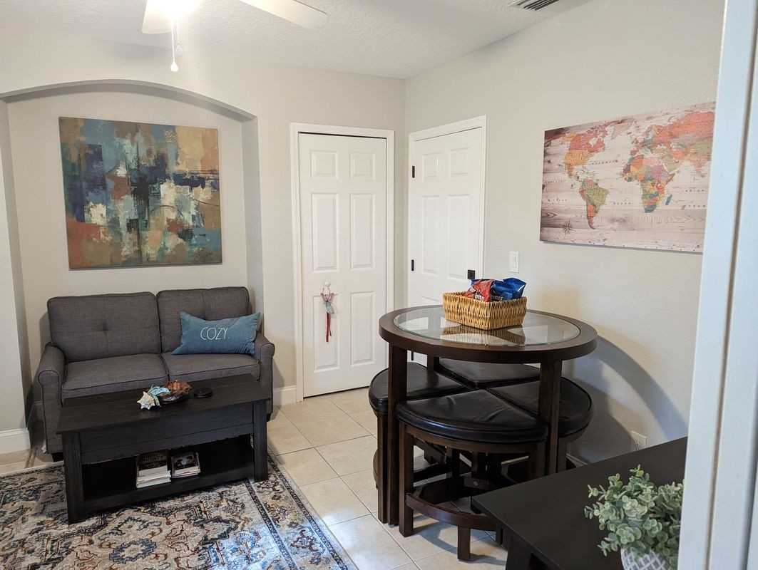 3143 Sw Elizabeth St - Photo 2 of 19