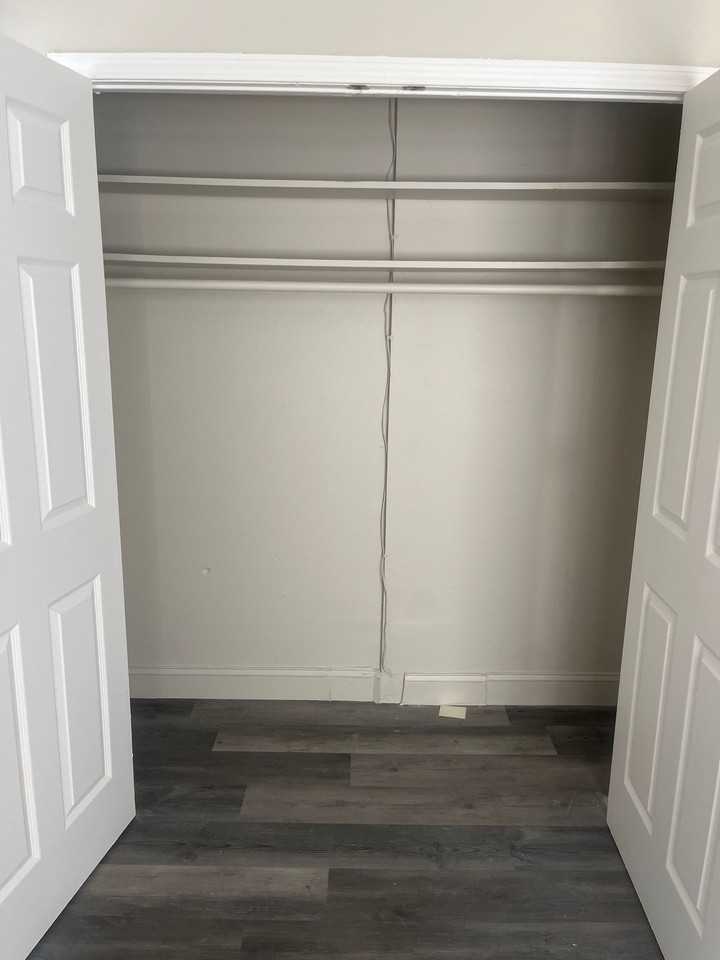 Melrose Court Apartments - Photo 6 of 6