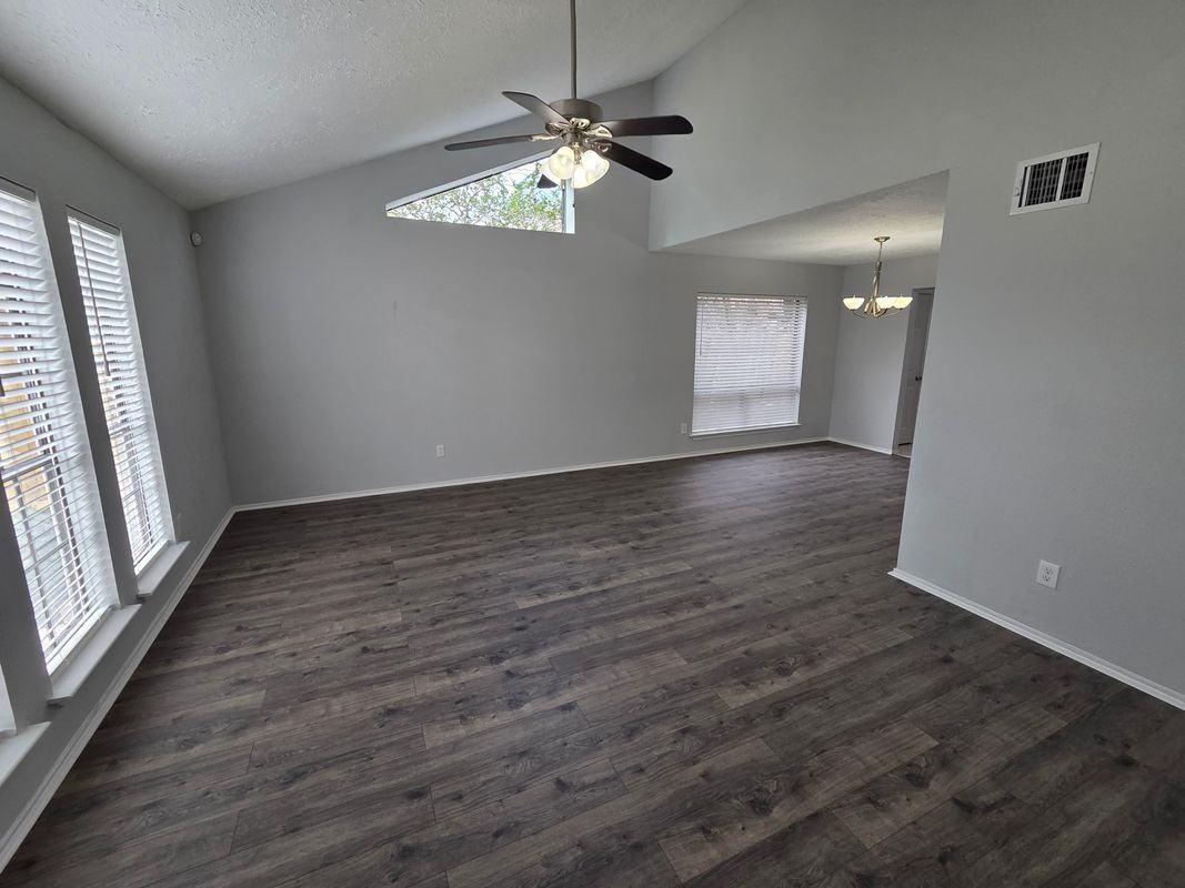 1454 Plumwood Dr - Photo 4 of 17