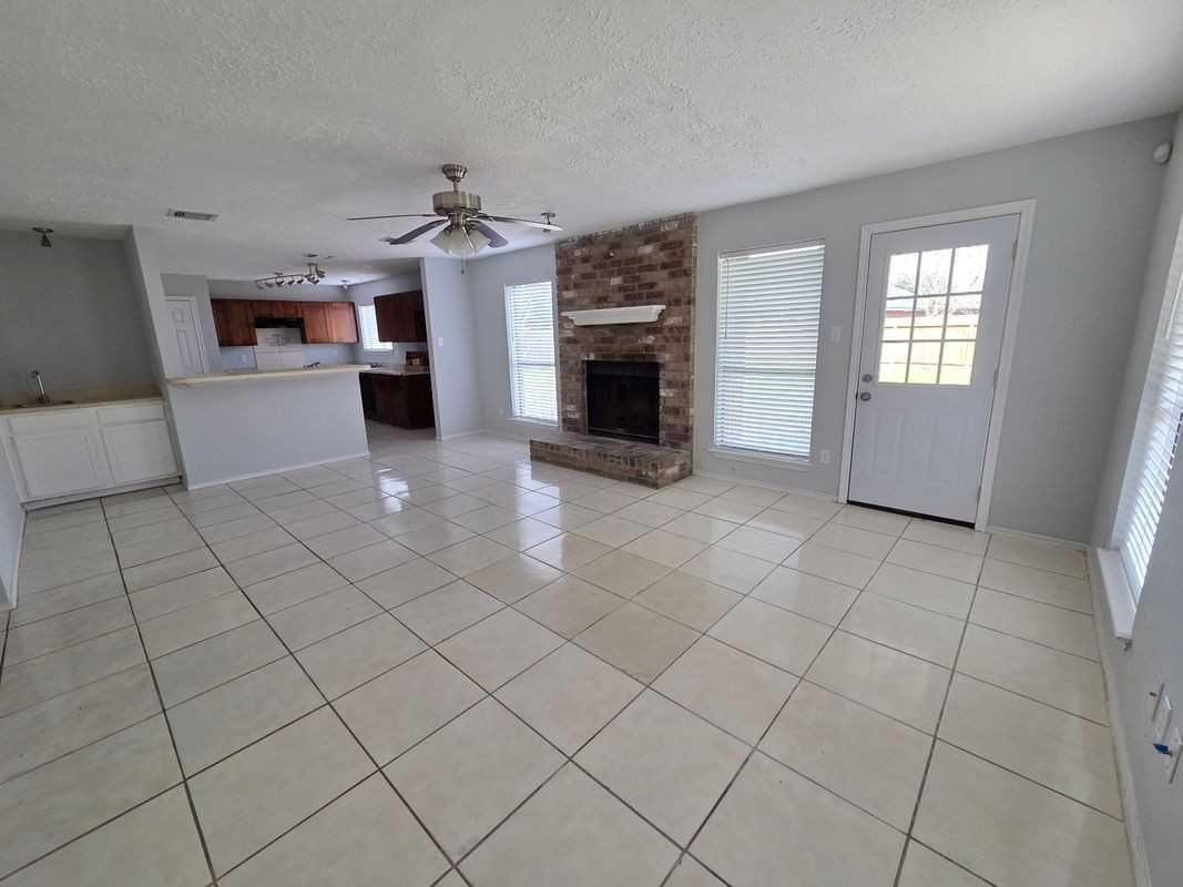 1454 Plumwood Dr - Photo 7 of 17