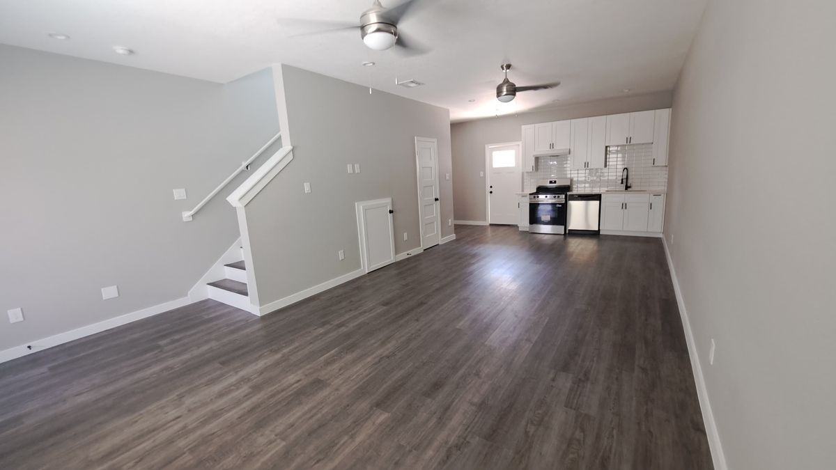 9806 Fillmore St ##B - Photo 3 of 10