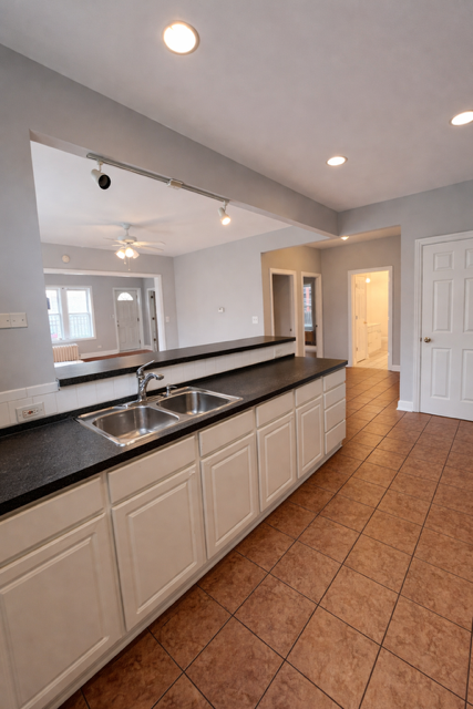 3716 N Cicero Ave Unit 2e - Photo 2 of 11