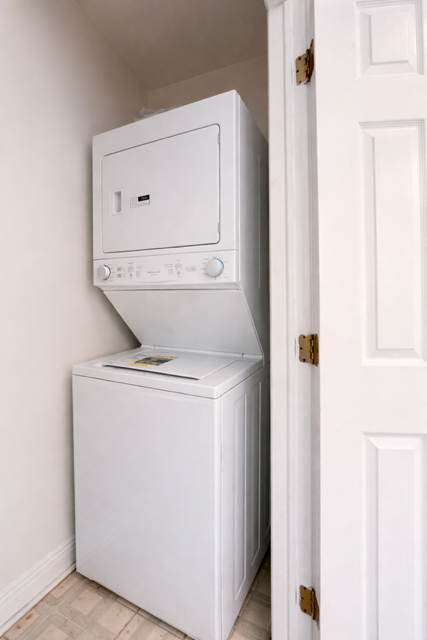 3716 N Cicero Ave Unit 2e - Photo 3 of 11