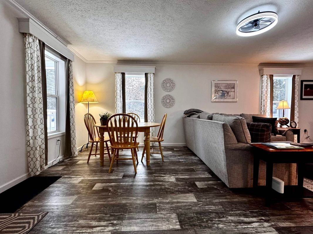 30 Evergreen Ln - Photo 2 of 13