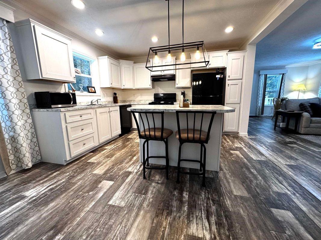 30 Evergreen Ln - Photo 6 of 13