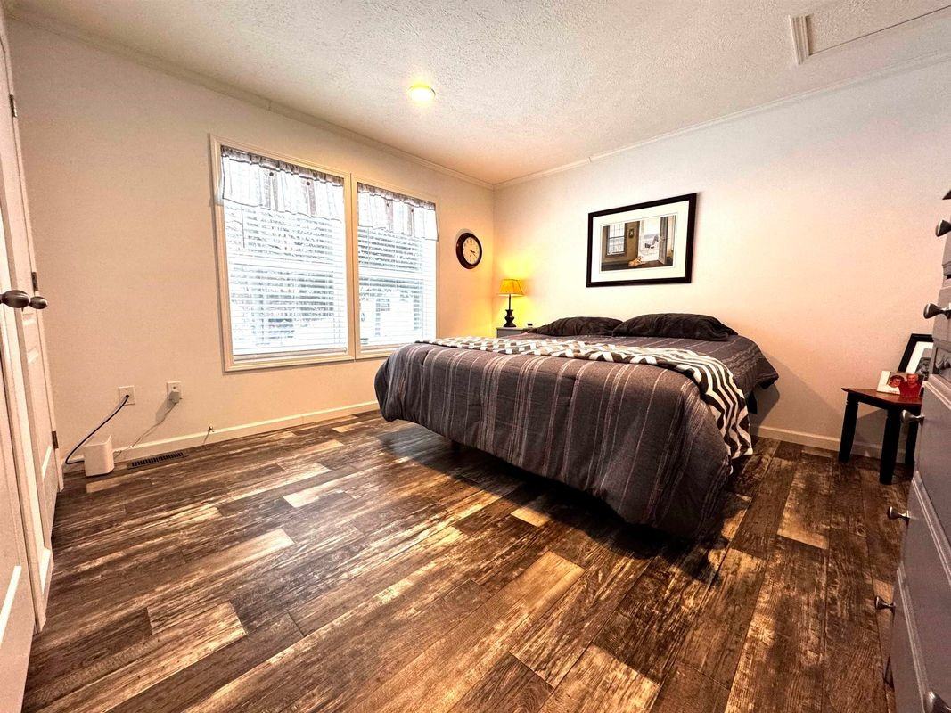 30 Evergreen Ln - Photo 7 of 13