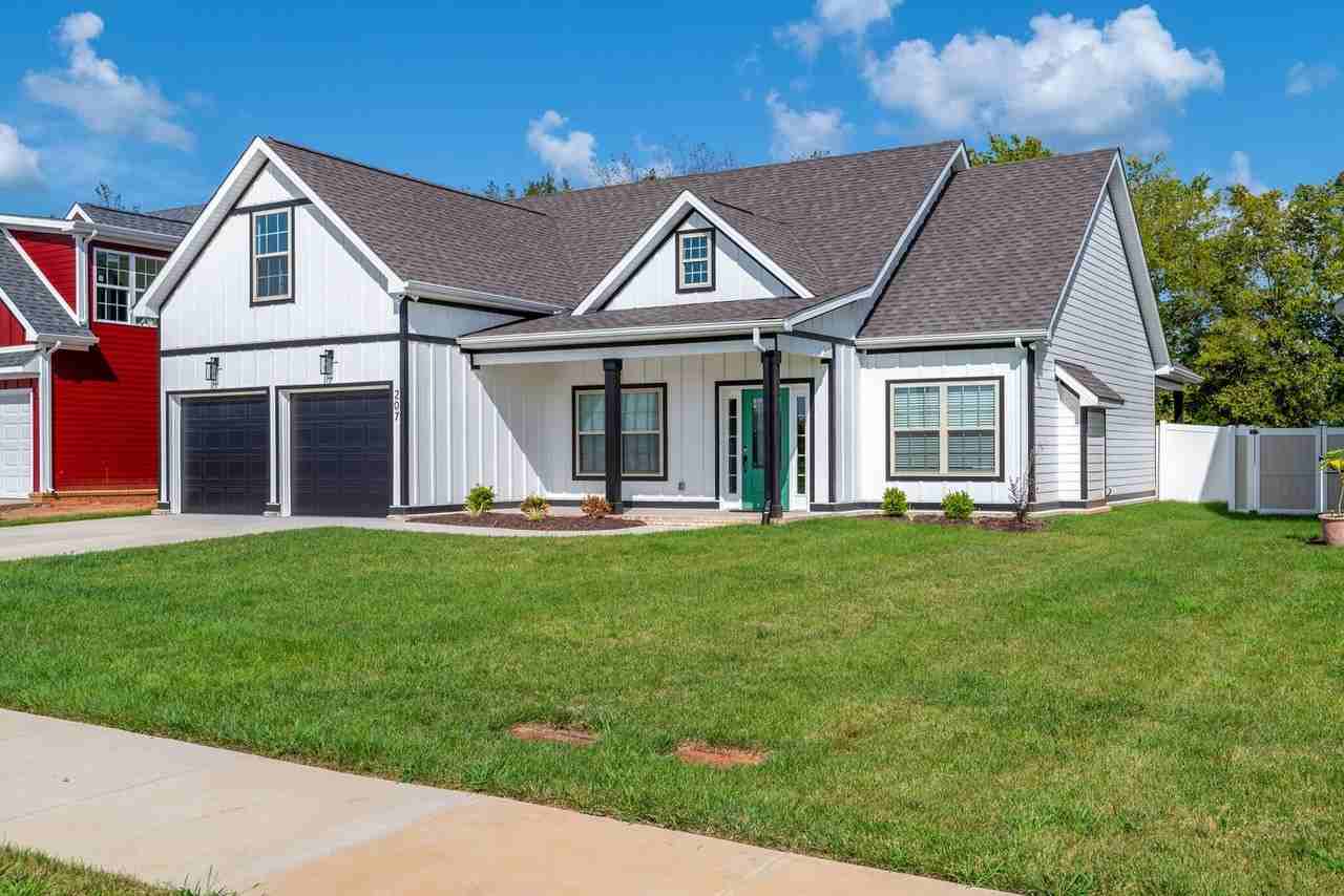 207 Jesse Dr - Photo 2 of 29