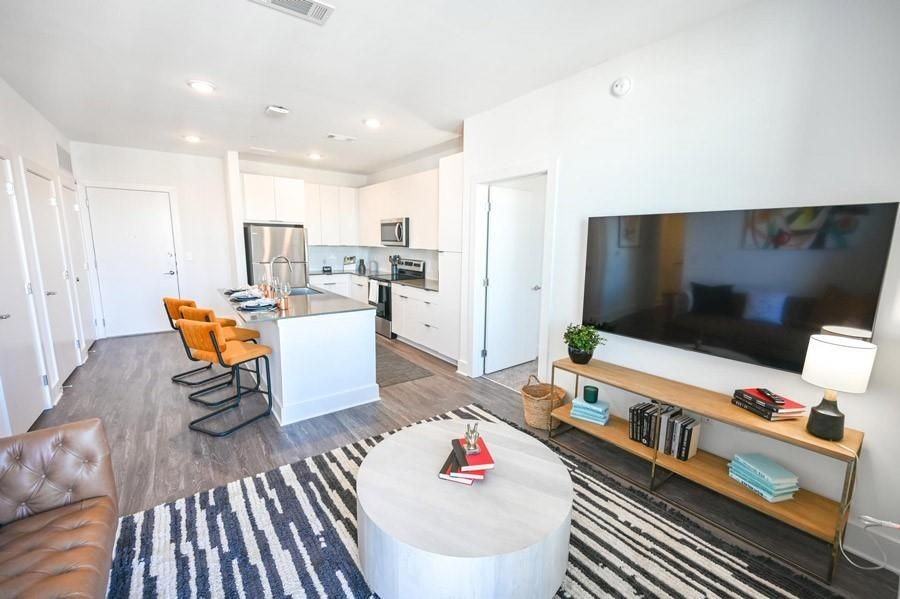 72 Milton Ave Se - Photo 6 of 27