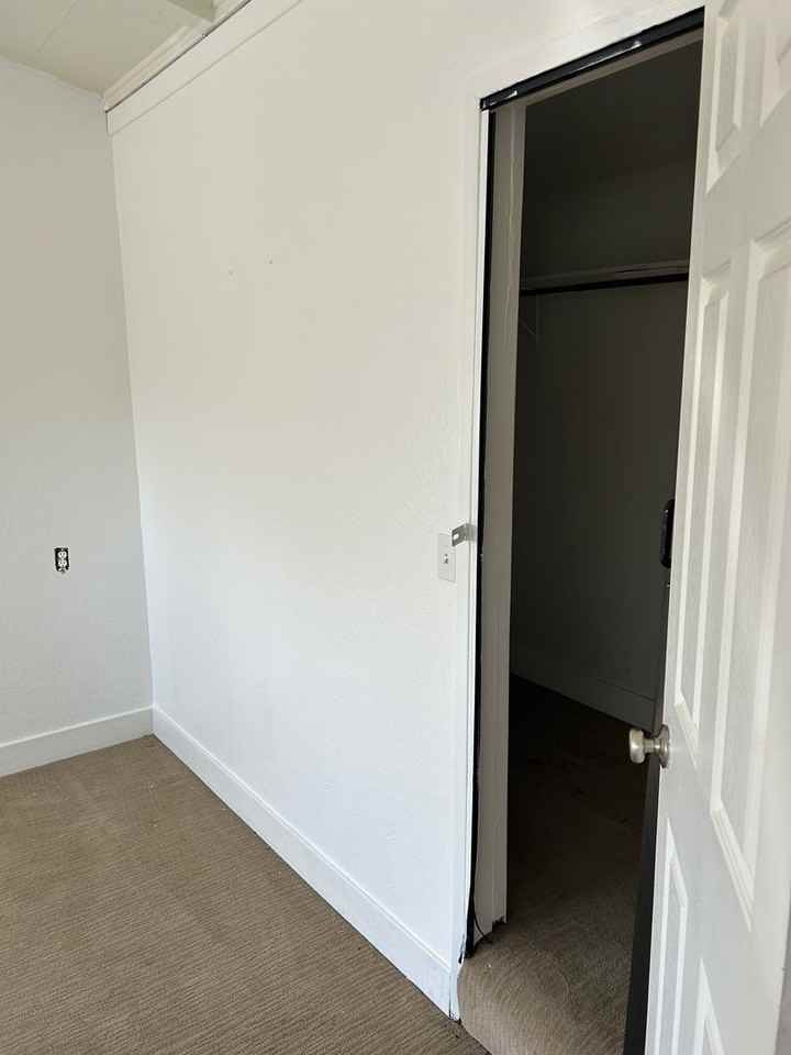 328 M St - Photo 7 of 19