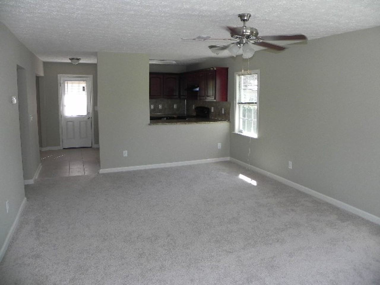 814 25th Ave - Photo 3 of 9