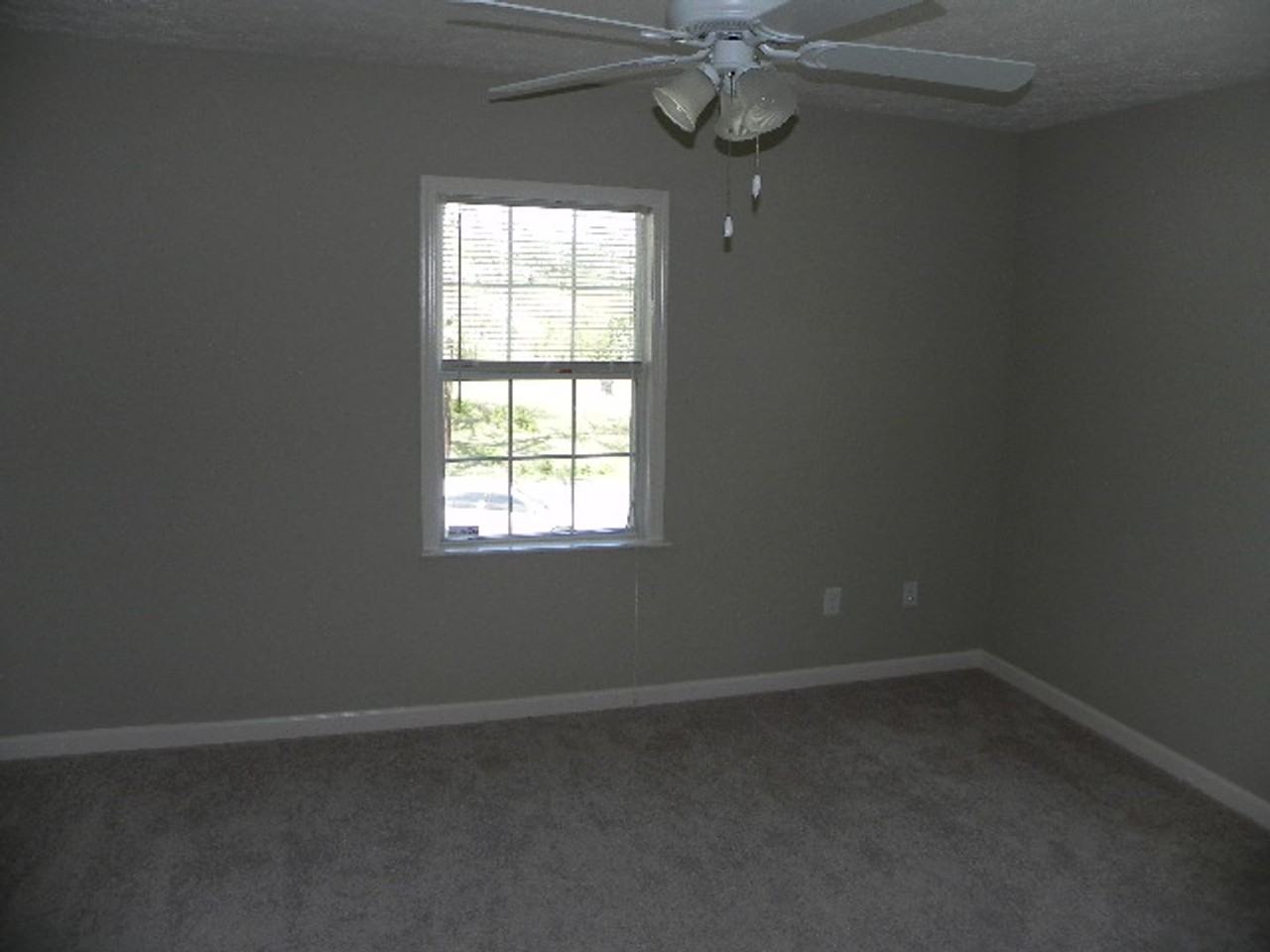 814 25th Ave - Photo 7 of 9