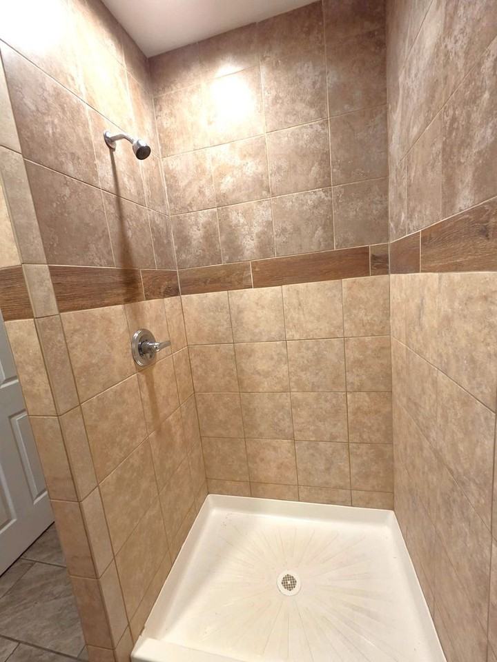 1340 Cranston St - Photo 7 of 16