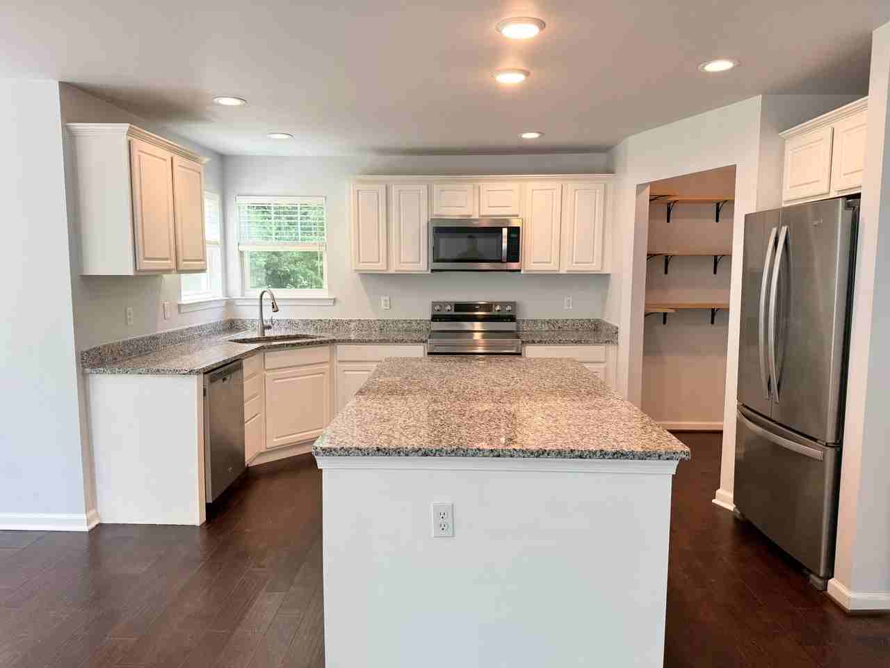 206 Cranes Corner Rd - Photo 2 of 42