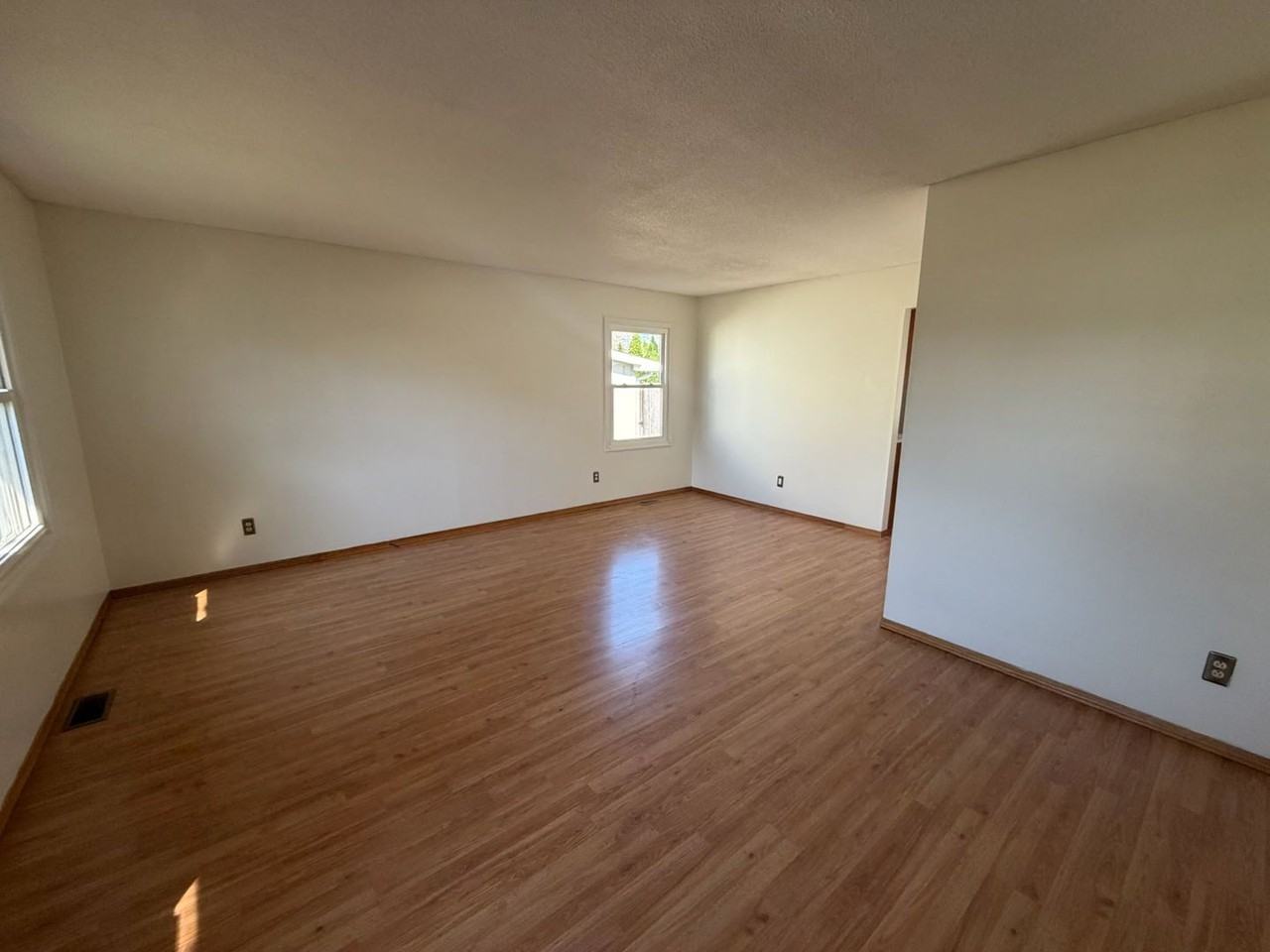 2310 Blackthorn Dr - Photo 3 of 13