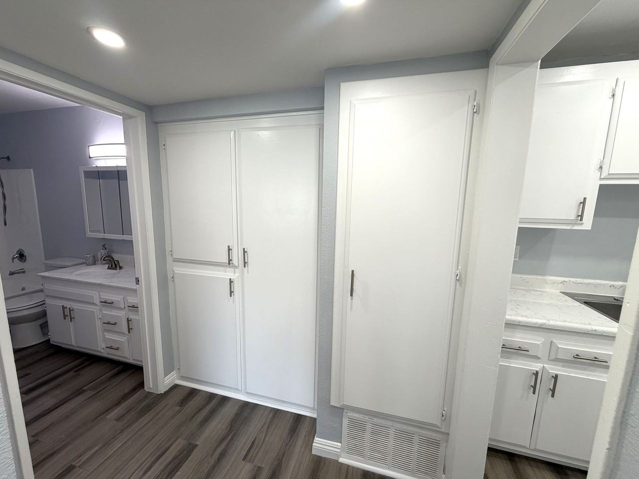Welcome to Pacific View Apartments - Photo 7 of 16