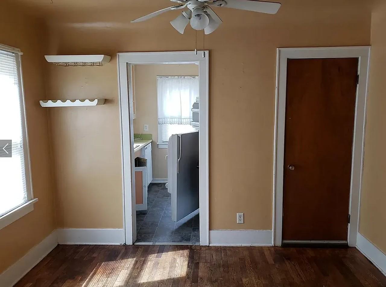 316 S Foster Ave - Photo 6 of 50