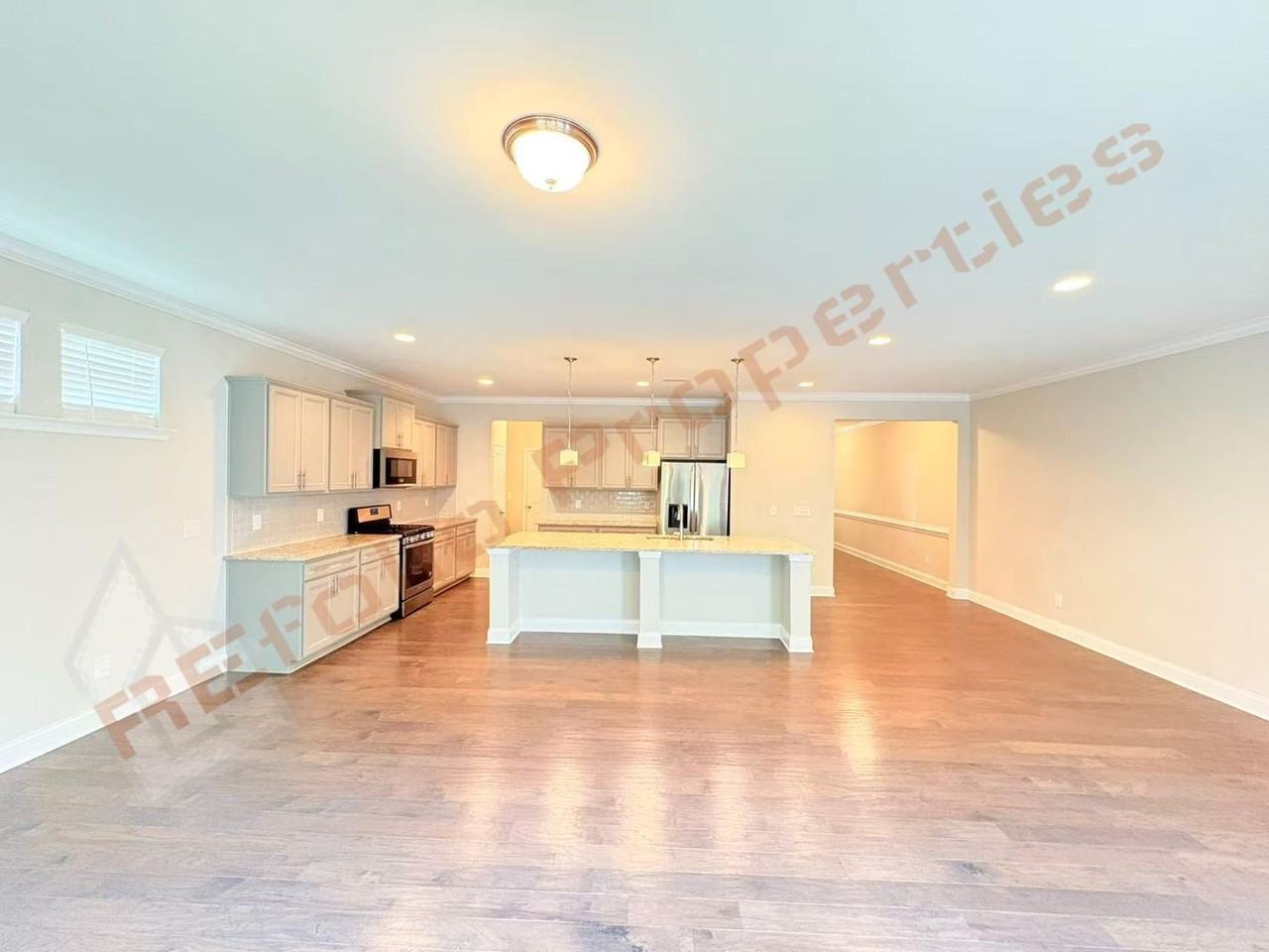 713 Newlyn Dr - Photo 4 of 29