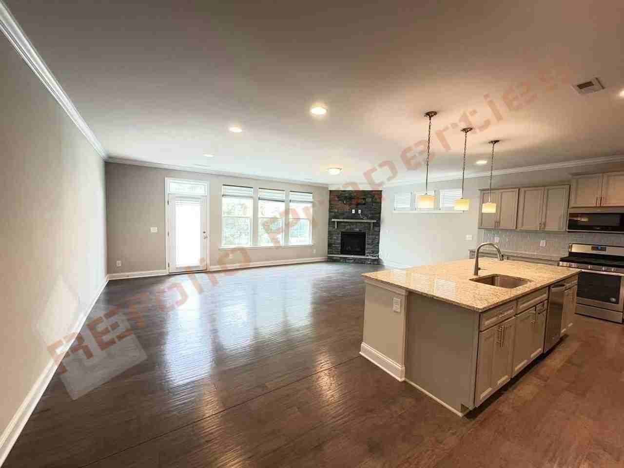 713 Newlyn Dr - Photo 7 of 29