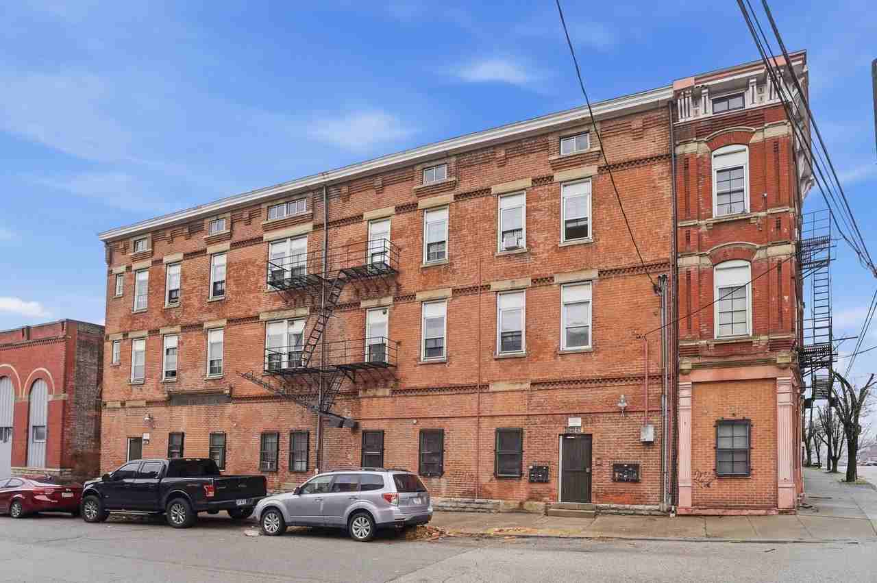 2169 Central Ave. - Photo 4 of 4