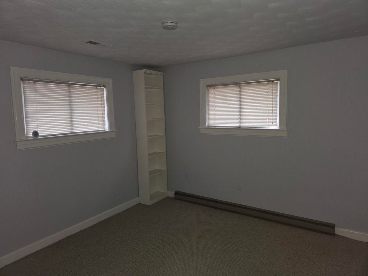 7933 Belroi Rd - Photo 3 of 9