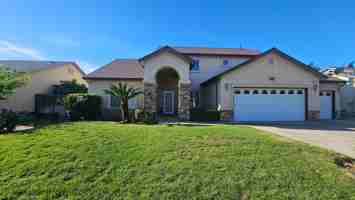 featured image of 580 W Sunset St