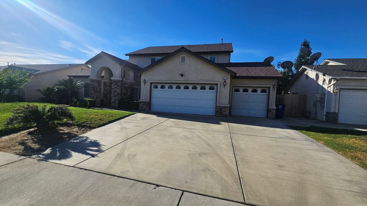 580 W Sunset St - Photo 2 of 33