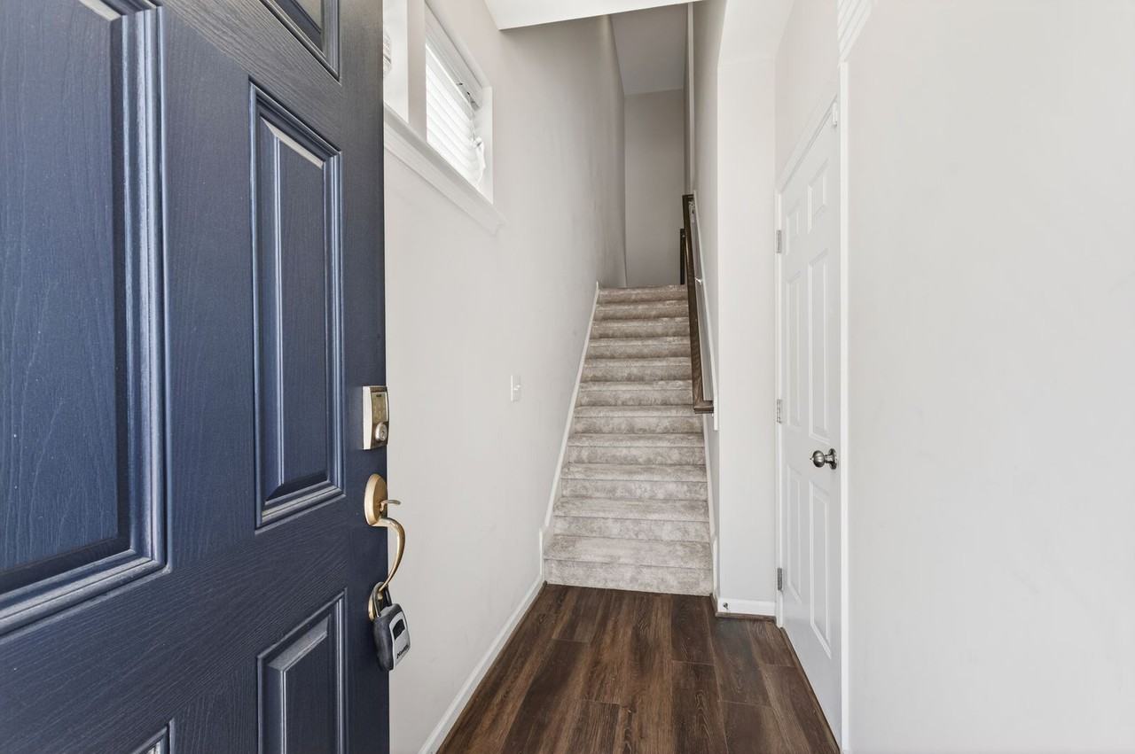 810 Richmont Grove Ln - Photo 4 of 41