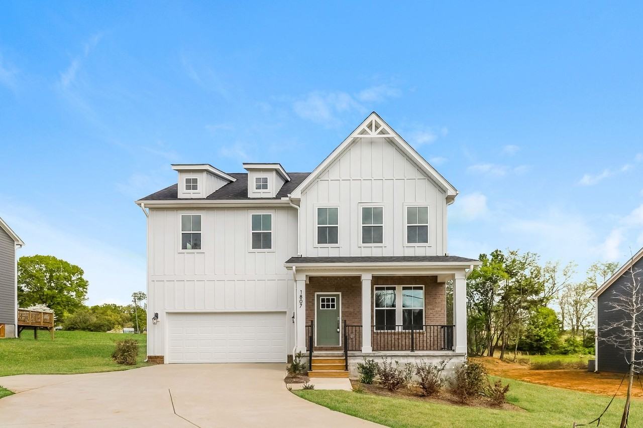 1807 Country Club Rd - Photo 2 of 29