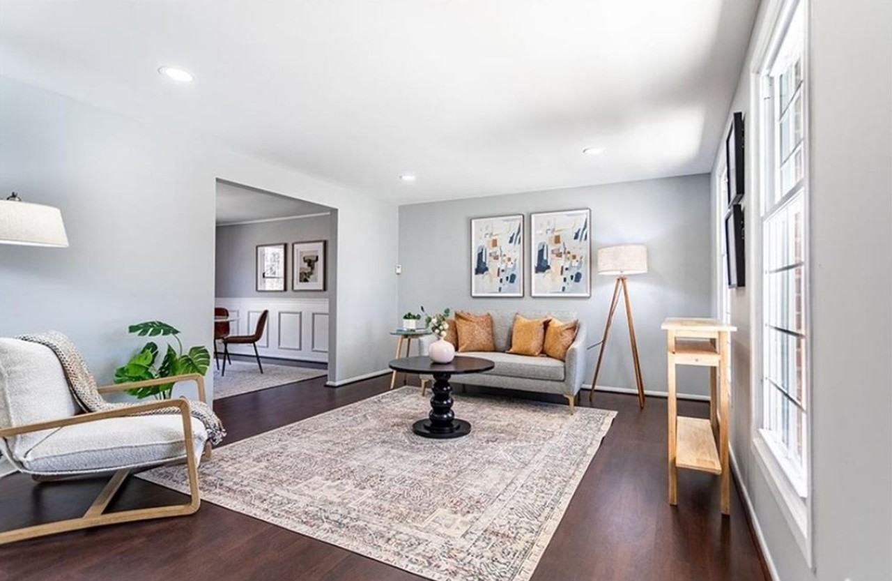 10312 Genlou Rd - Photo 3 of 19